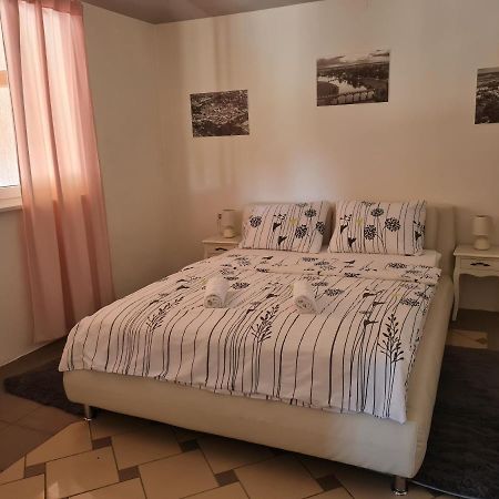 Studio Apartman Grguric Karlovac Exteriör bild